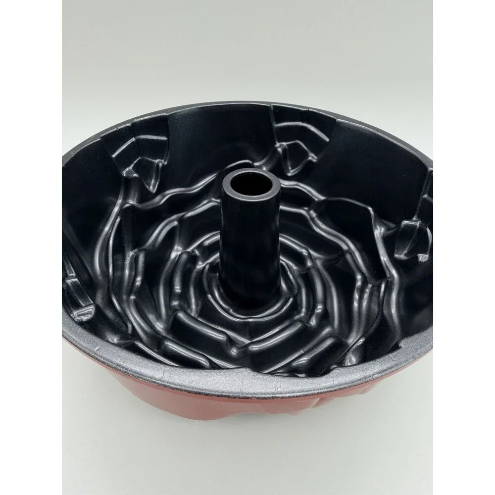 Nordic Ware Rose Bundt Pan Red Cast Aluminum 10 Cup Nonstick Cake Mold USA 9